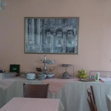 לינה וארוחת בוקר Marjela