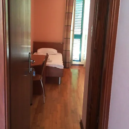 krevet i doručak Marjela