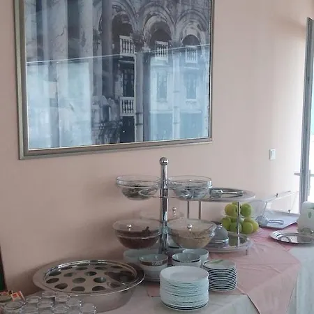 Marjela Bed & Breakfast 3*