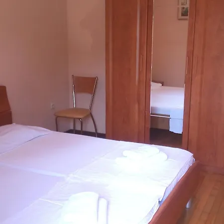 Marjela Oda ve Kahvaltı 3*