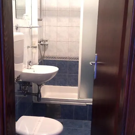 Marjela Couette-café 3*